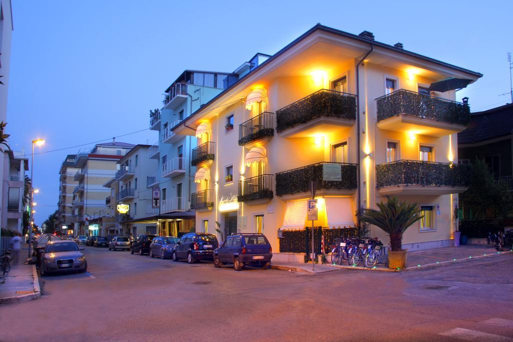 Casa Vacanze Villa Spina San Benedetto del Tronto Oda fotoğraf